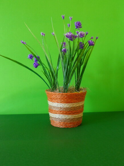 Arranjo Floral em Vaso de Sisal
