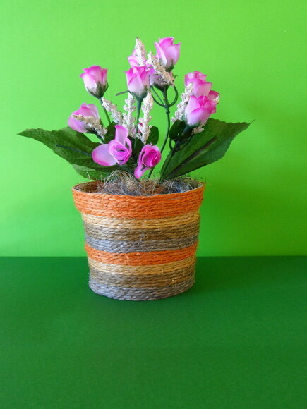 Arranjo Floral em Vaso de Sisal
