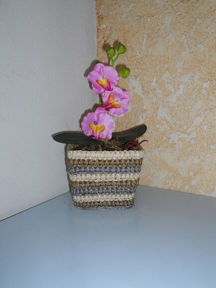 Arranjo Floral em Vaso de Sisal