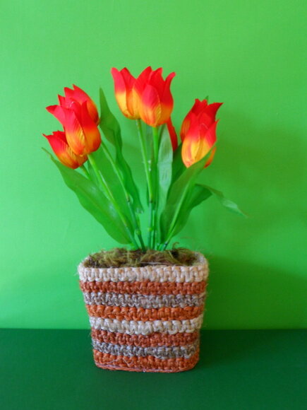 Arranjo Floral em Vaso de Sisal