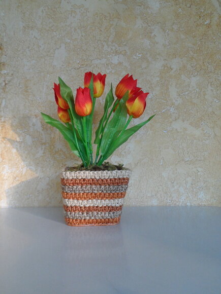 Arranjo Floral em Vaso de Sisal