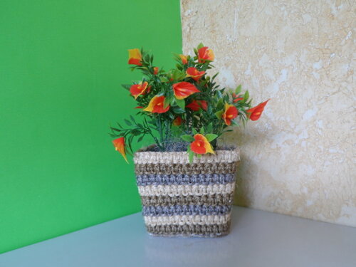 Arranjo Floral em Vaso de Sisal