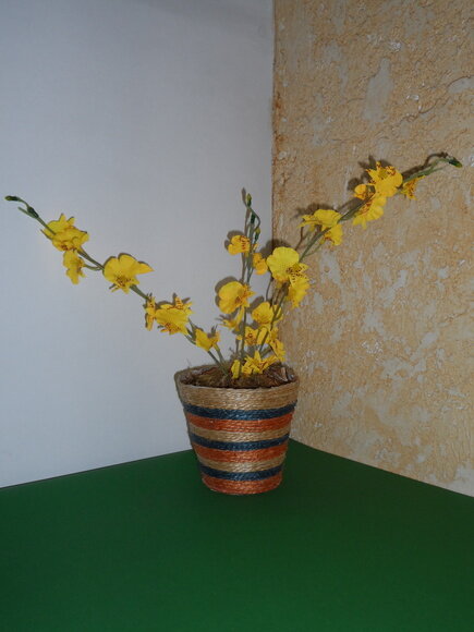 Arranjo Floral em Vaso de Sisal