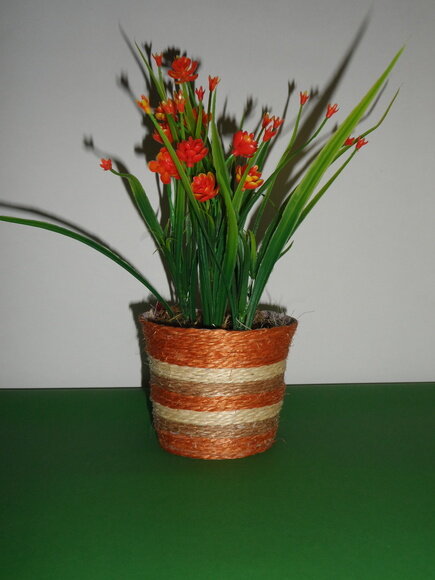 Arranjo Floral em Vaso de Sisal
