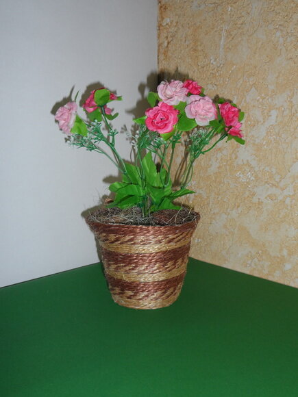 Arranjo Floral em Vaso de Sisal