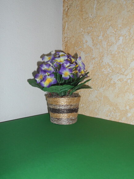 Arranjo Floral em Vaso de Sisal