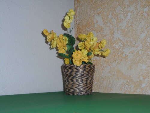 Arranjo Floral em Vaso de Sisal