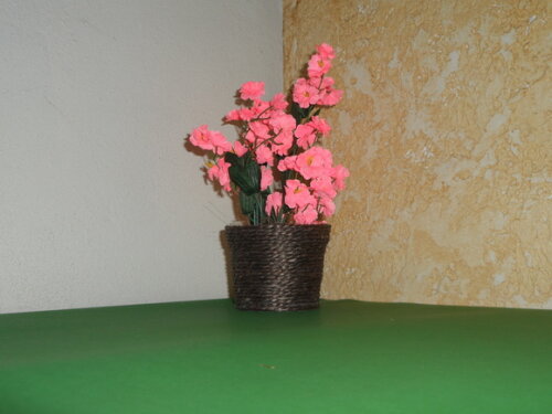 Arranjo Floral em Vaso de Sisal