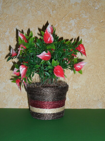 Arranjo Floral em Vaso de Sisal