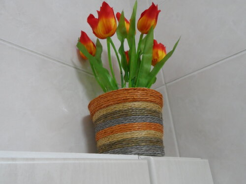 Arranjo Floral em Vaso de Sisal