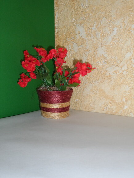 Arranjo Floral em Vaso de Sisal