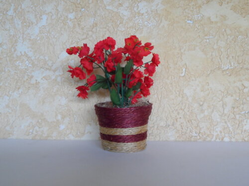Arranjo Floral em Vaso de Sisal