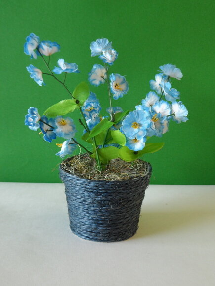 Arranjo Floral em Vaso de Sisal