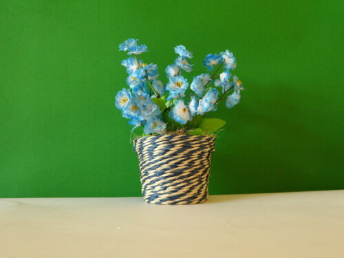 Arranjo Floral em Vaso de Sisal