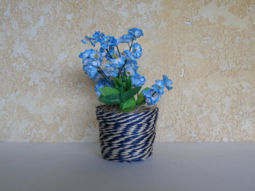 Arranjo Floral em Vaso de Sisal