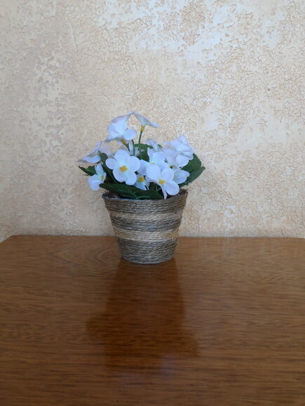 Arranjo Floral em Vaso de Sisal