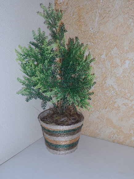 Arranjo Floral em Vaso de Sisal