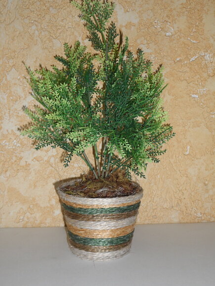 Arranjo Floral em Vaso de Sisal