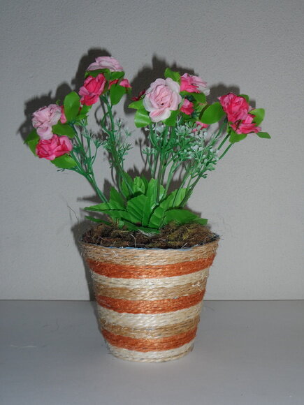 Arranjo Floral em Vaso de Sisal