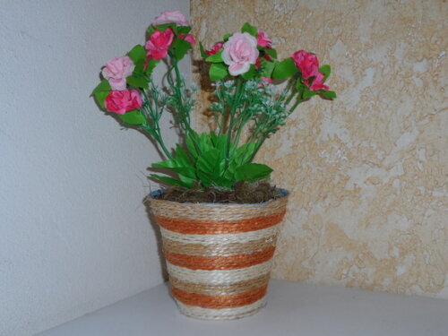 Arranjo Floral em Vaso de Sisal