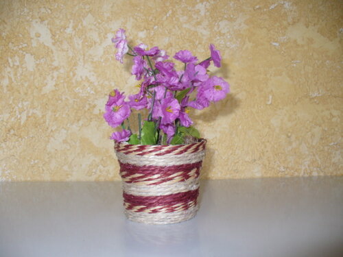 Arranjo Floral em Vaso de Sisal