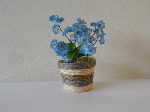 Arranjo Floral em Vaso de Sisal