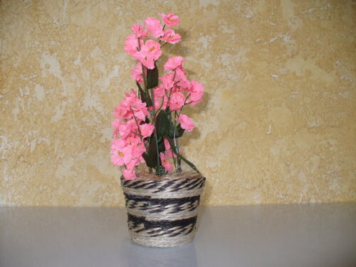 Arranjo Floral em Vaso de Sisal
