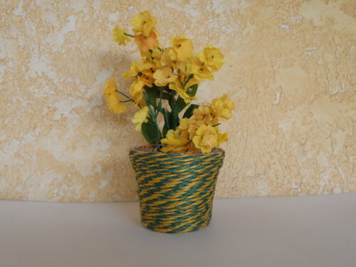 Arranjo Floral em Vaso de Sisal