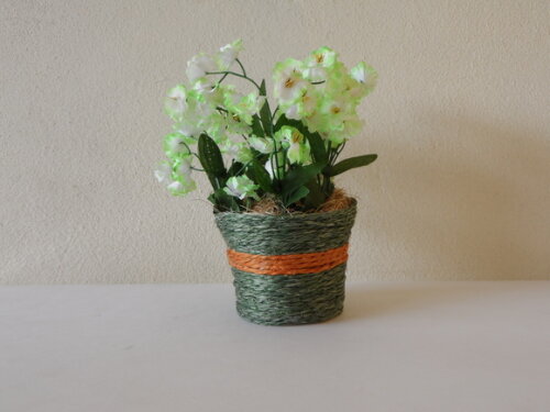 Arranjo Floral em Vaso de Sisal