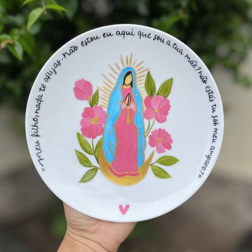 Prato de porcelana pintado a mão