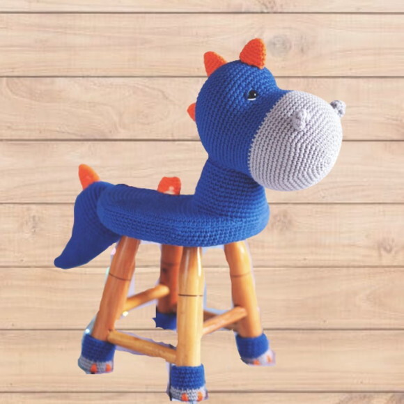 Banquinho Dinossauro, Cavalo e Vaquinha (cada) (personalizados)