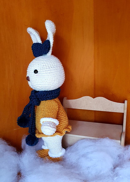 coelha lee amigurumi
