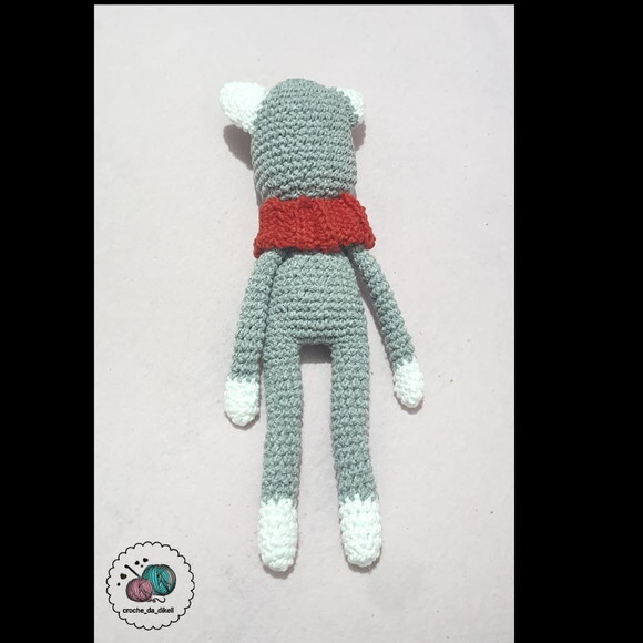 gatinho de amigurumi
