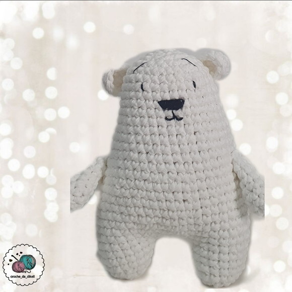 urso polar amigurumi