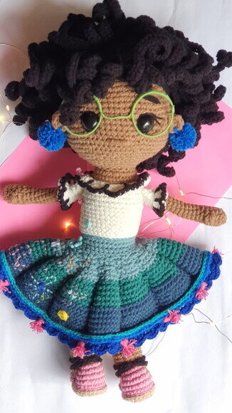 Boneca Encanto Maribel Amigurumi (personagem)