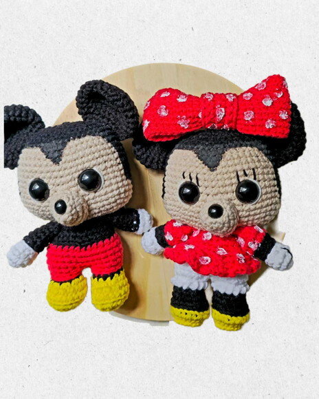 Mickey e Minnie em Amigurumi (cada)