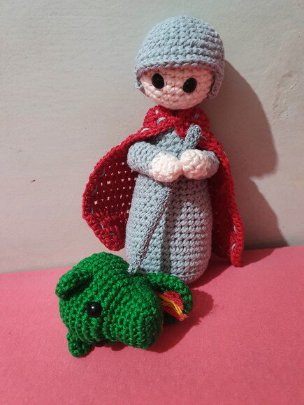 santo são Jorge e o dragao amigurumi