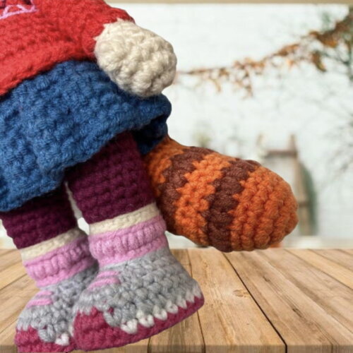 Boneca Mei - Red, Crescer É Uma Fera amigurumi (personagem)