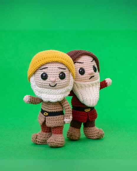 Branca de Neve e Sua Turma em Amigurumi