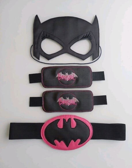 32 Kits Batman Batgirl