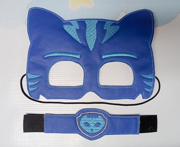Mascara Gato Azul Herói