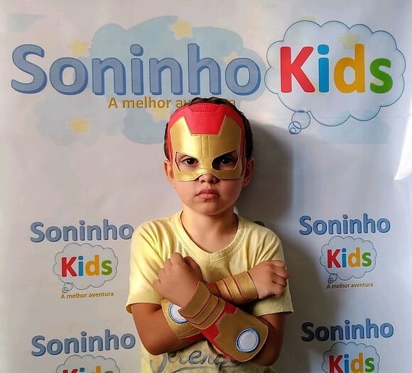 Máscara Homem de Ferro + Braceletes Infantil Couro Ecológico