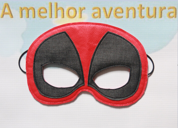Mascara Super Heróis Couro Ecológico