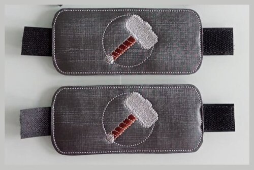 Braceletes Super Heróis em Couro Ecológico