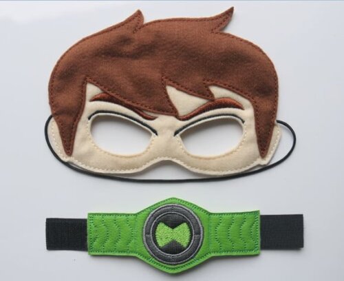 Máscara Ben10 com Bracelete em Couro Ecológico
