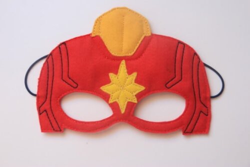 Máscara Capitã Marvel Infantil