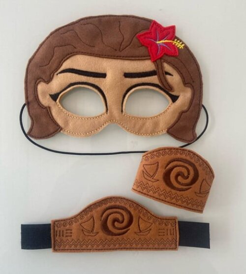 Máscara Moana com Braceletes Infantil