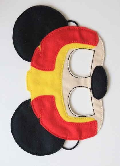 Máscara Mickey infantil feltro bordada
