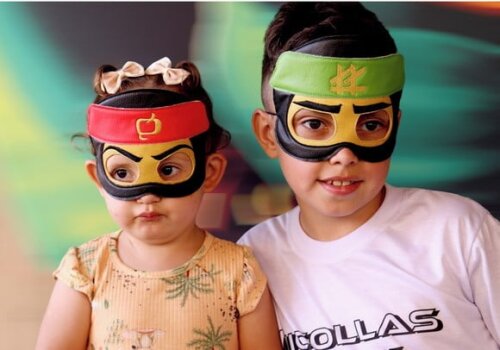 Mascara Ninjago em Couro Ecológico