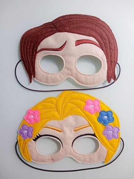Máscara Rapunzel ou Príncipe Infantil